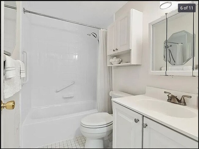 Building Photo - 64 Main St