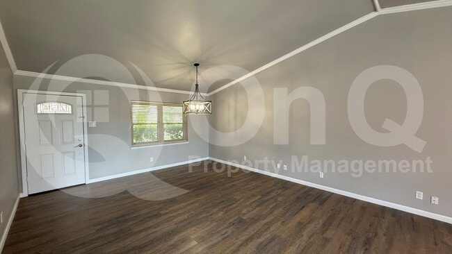 Building Photo - 3302 High Plateau Dr