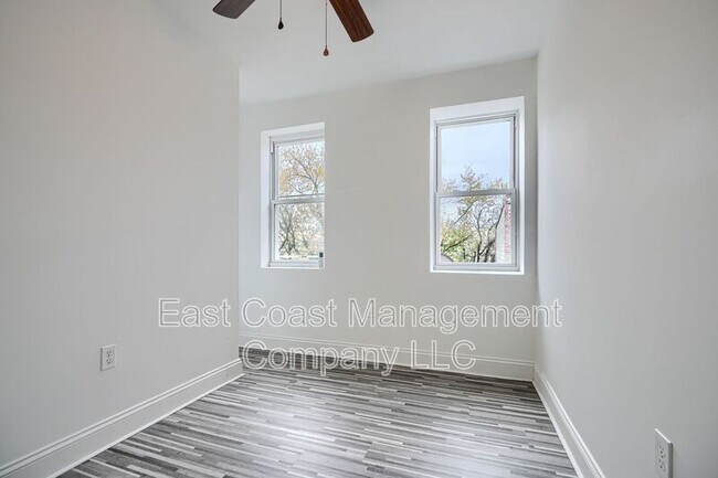 Building Photo - 515 Archer St