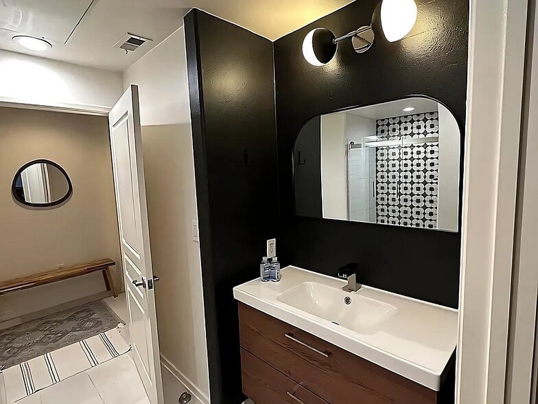 Building Photo - 3321 Watermarke Pl