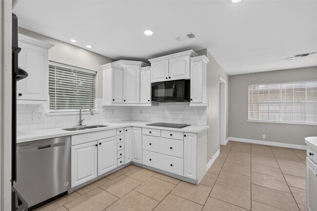 Building Photo - 1503 Shannon Valley Dr