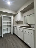Building Photo - 3305 Red Bluff Rd