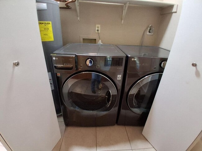 Building Photo - North Richland Hills Home on Spacious Lot!