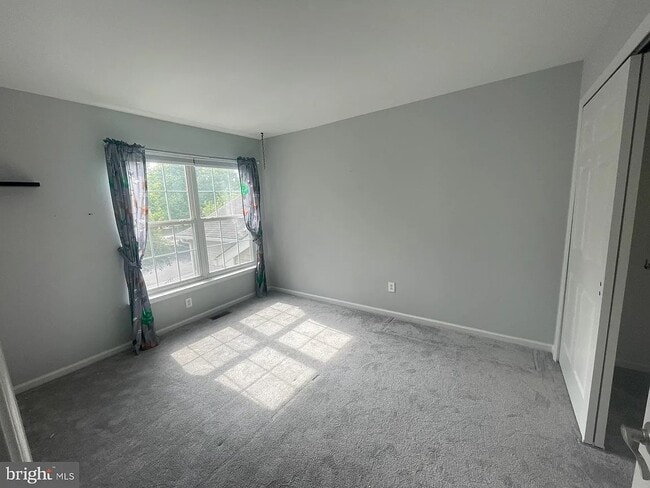 Building Photo - 128 Bellwood Ct