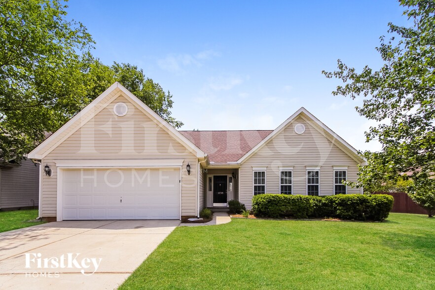 Building Photo - 11718 Black Maple Ave