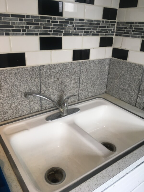 Building Photo - 236 W Broadway St