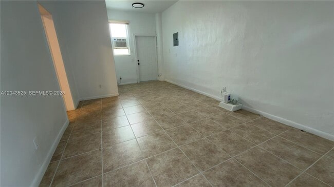 Building Photo - 808 84th St