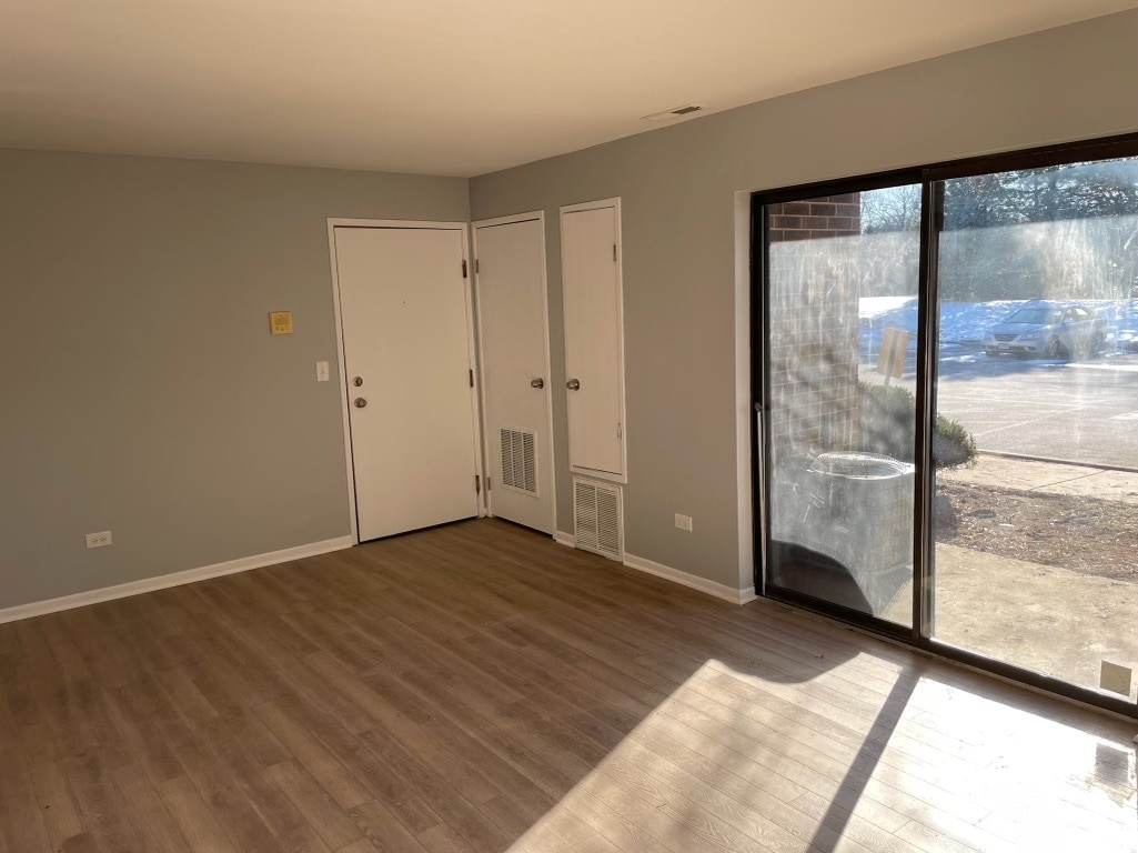 Building Photo - 2252 Abbeywood Dr