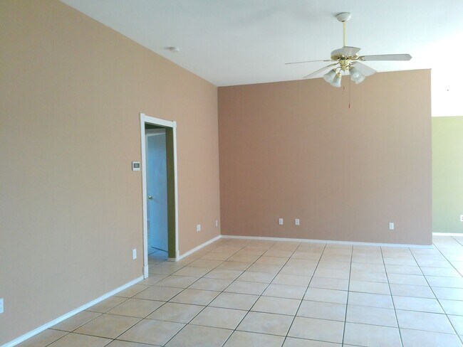 Building Photo - 7818 Wolverine Dr