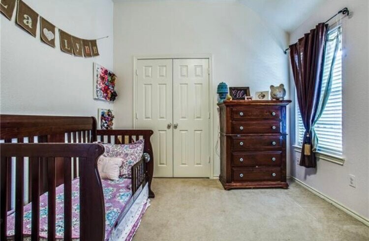 Building Photo - 5524 Glenview Ln