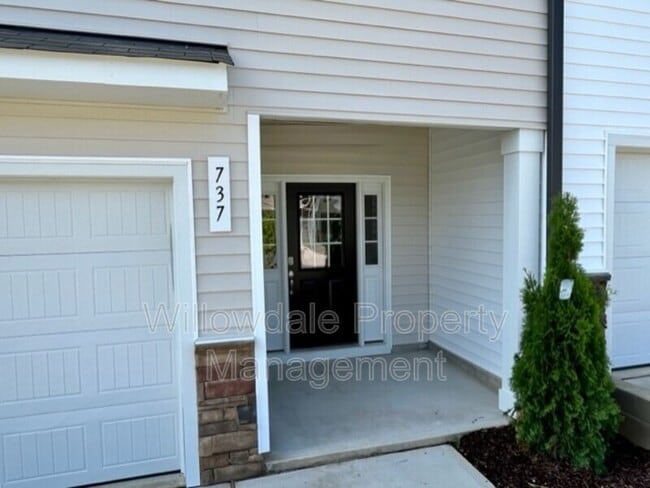 Building Photo - 737 Rdg Clf Ln