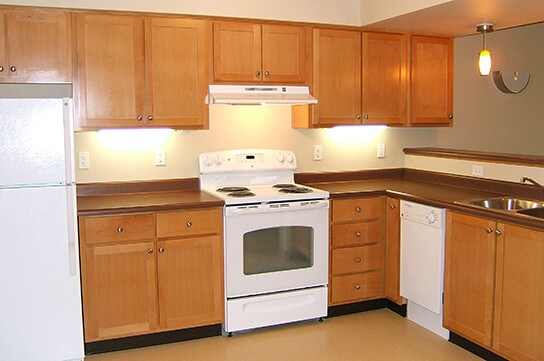Building Photo - The Charleston Apartments