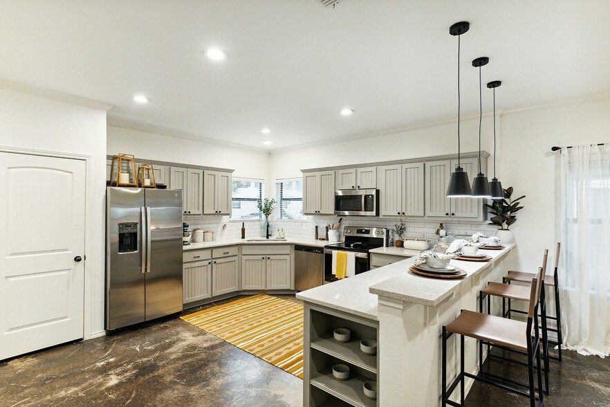 Kitchen Photo - Renovated Unit - The Village on Telluride