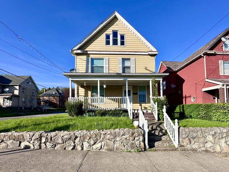 Primary Photo - 316 W Madison Ave