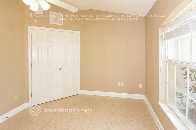 Building Photo - 5268 Layton Dr