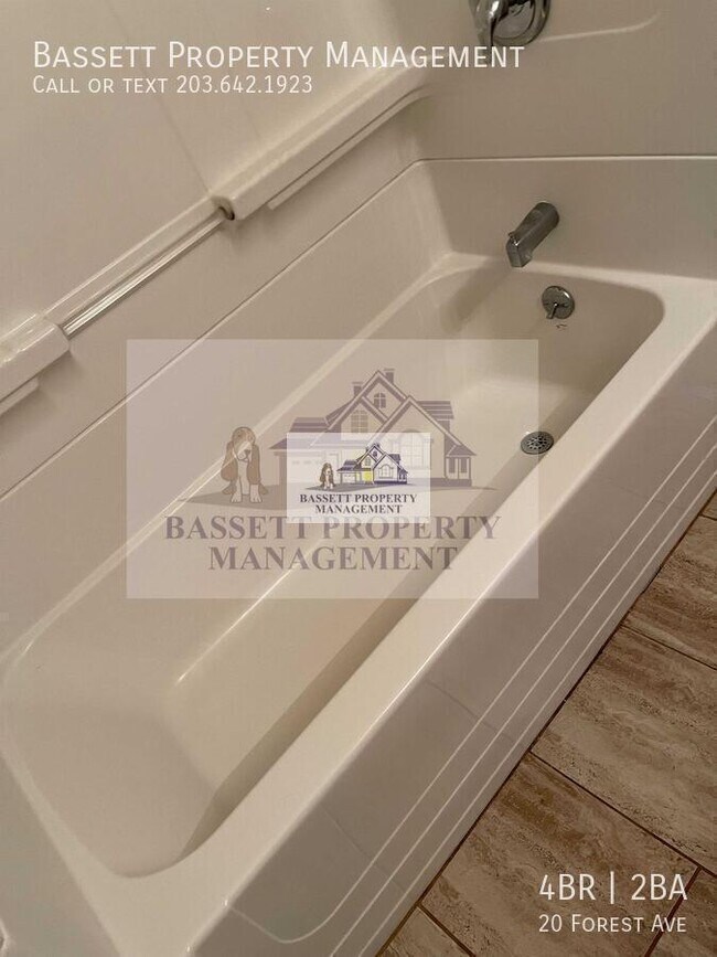 Building Photo - 20 Forest Ave