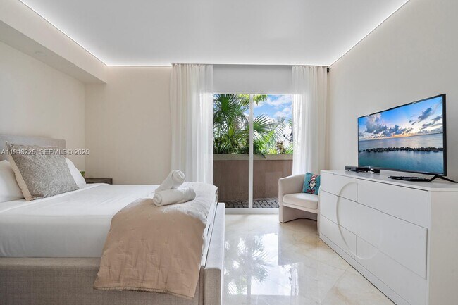 Building Photo - 17555 Atlantic Blvd