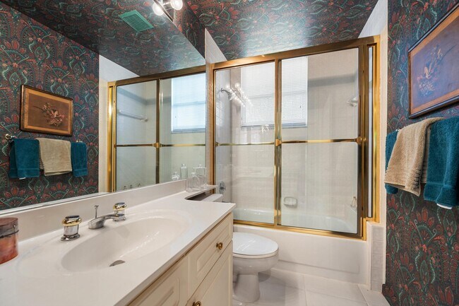 Building Photo - 4362 Kensington Park Way