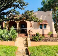 Building Photo - Coming Soon! Charming 2 Bedroom Home in Historic San Marco!