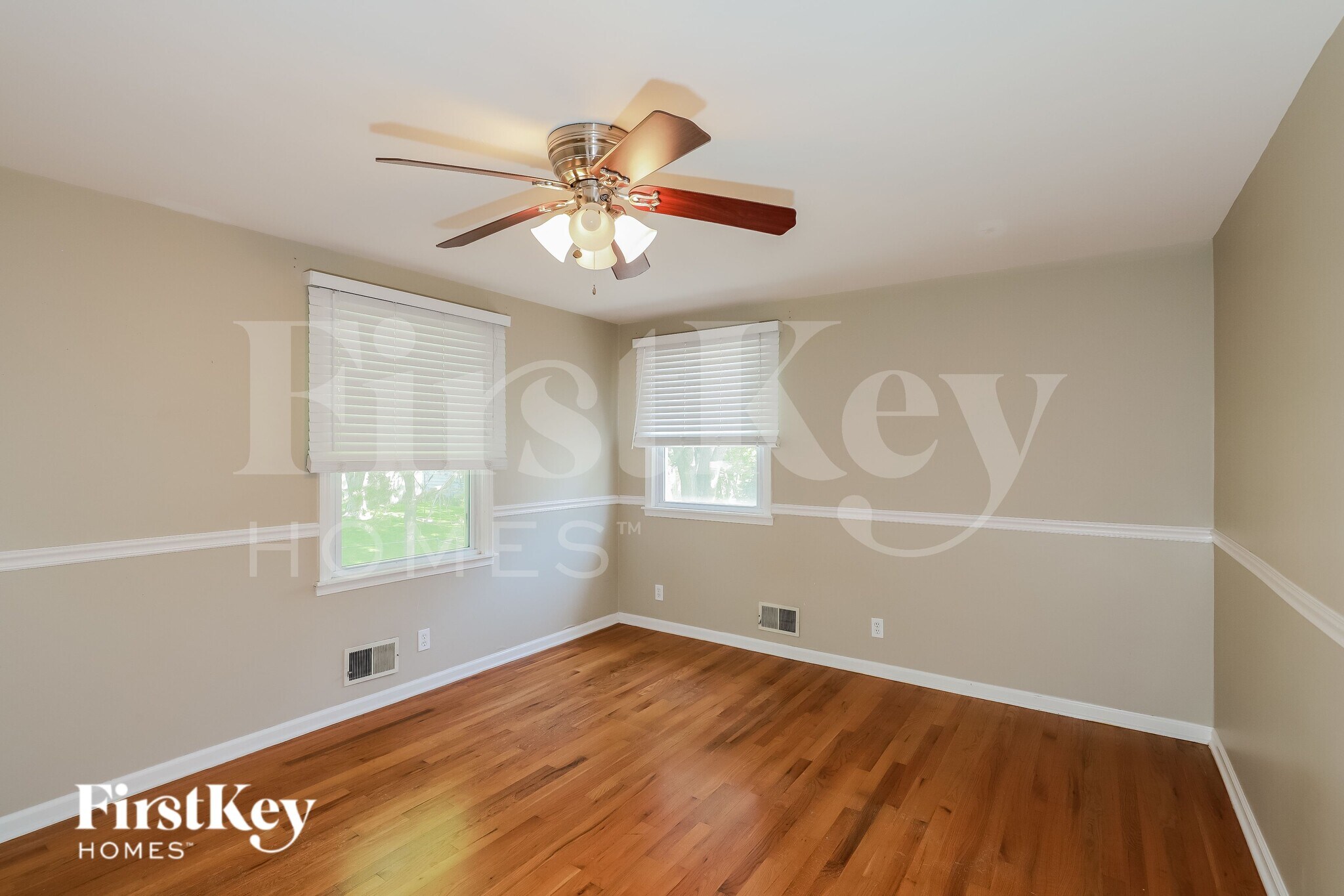 Building Photo - 8408 W 89th St