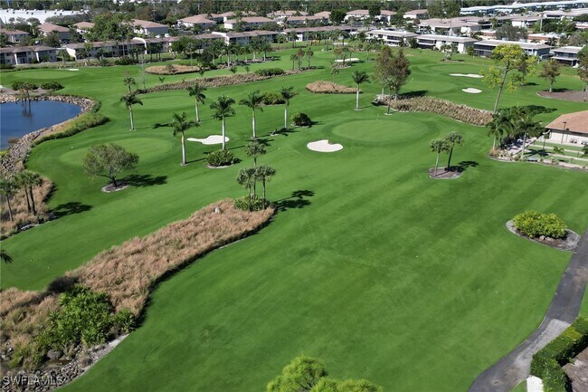 Building Photo - 216 Palm Dr