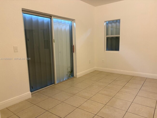 Building Photo - 2916 NW 51st St