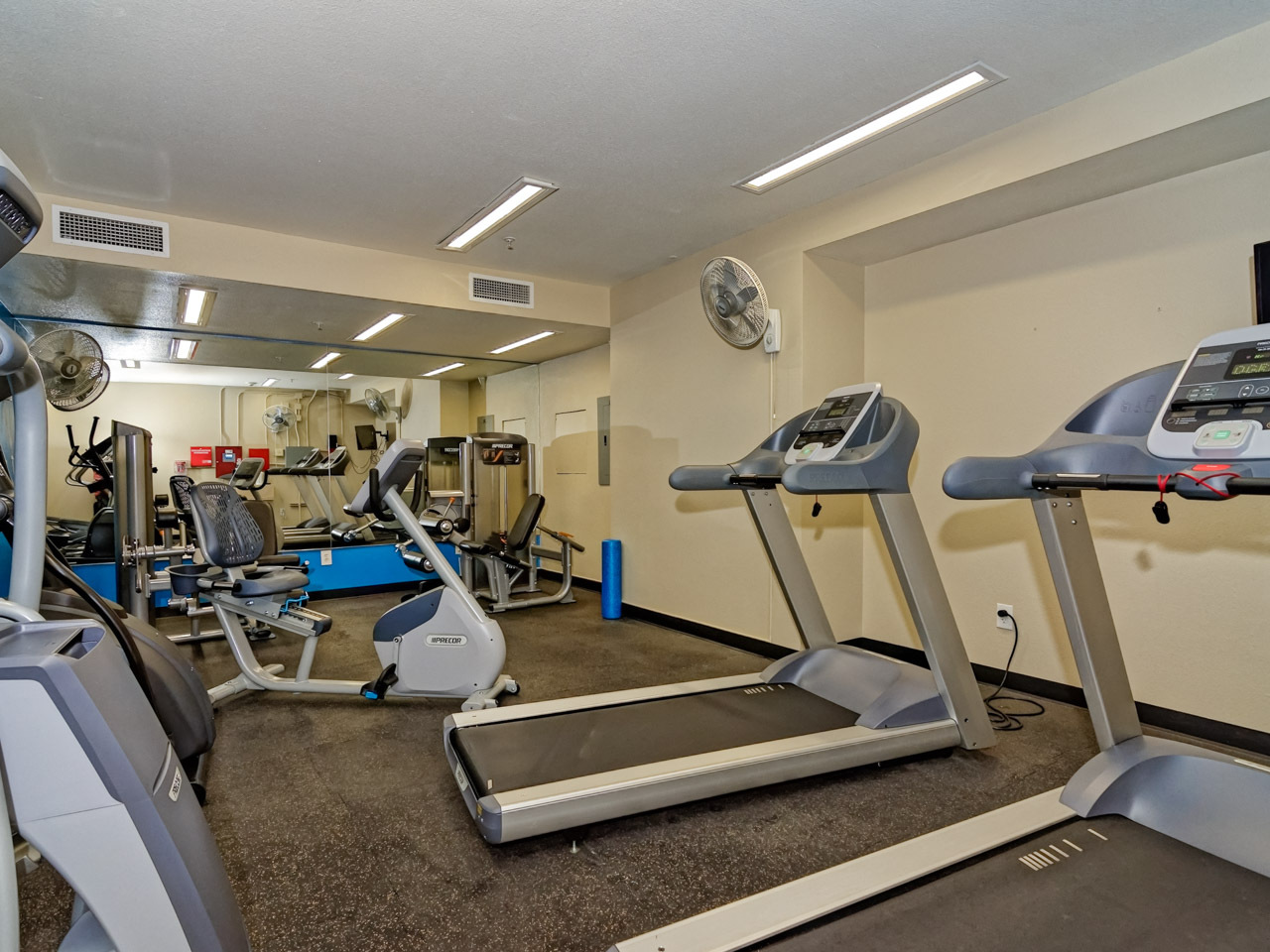 Fitness area - 450 J St