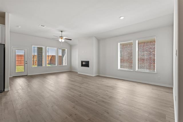 Building Photo - 2220 Foggy Wds Ln