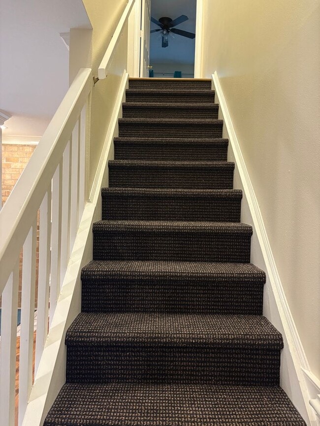 Building Photo - 2 Bedroom 2.5 Bath Home in Kitty Hawk $2150/mo