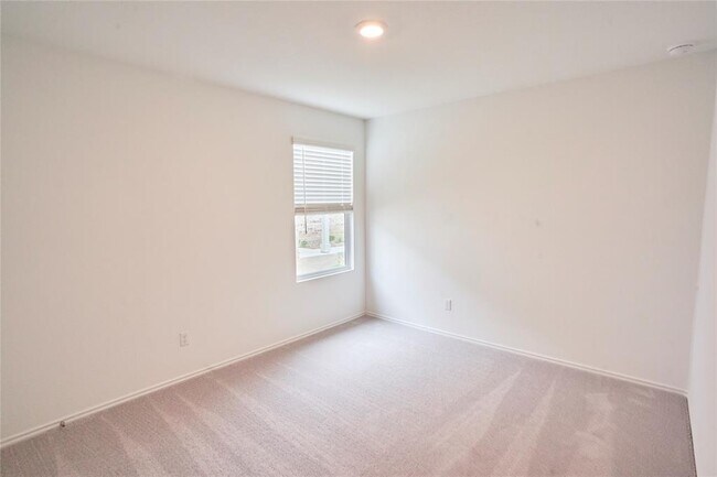 Building Photo - 360 Brannigan Dr