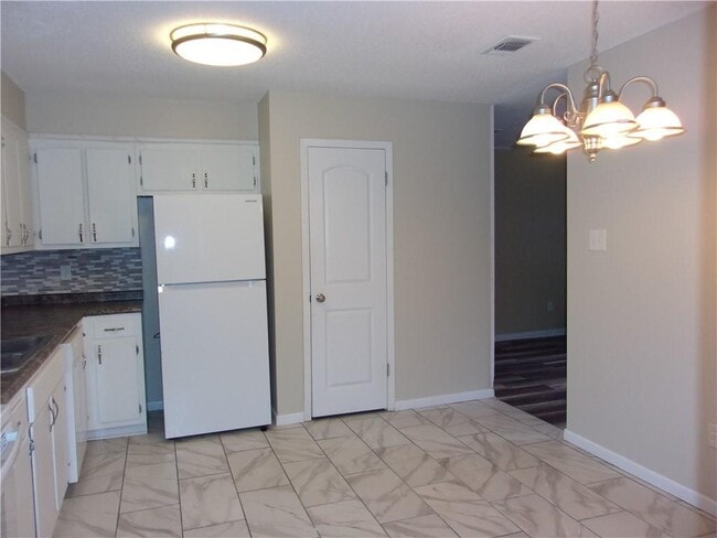 Building Photo - 4368 Fathbrook Ln