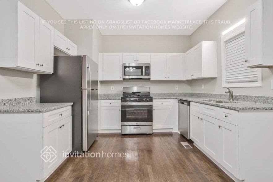 Building Photo - 325 Township Dr