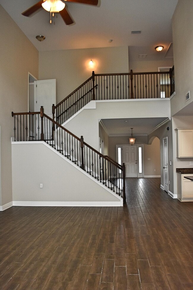 Building Photo - 192 Windchime Way