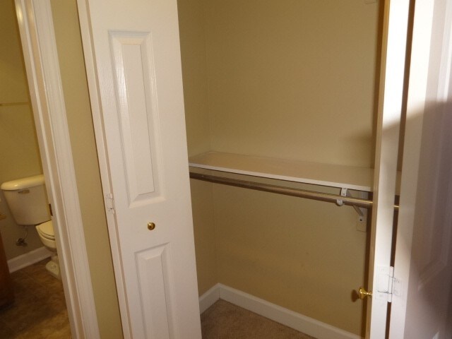 Building Photo - 2271 Dewey Dr