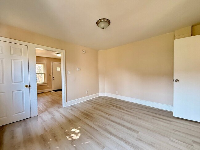 Building Photo - 243-245 South