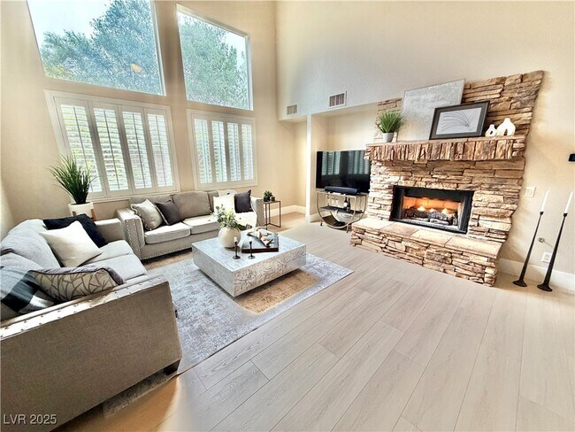 Building Photo - 858 La Sconsa Dr