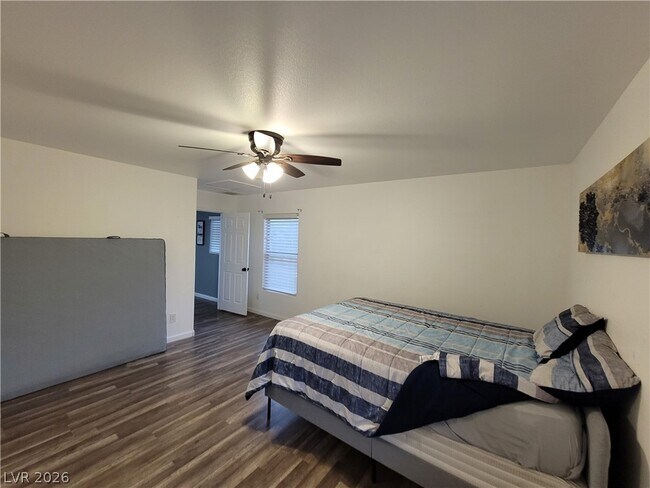 Building Photo - 6213 Capehart Falls St