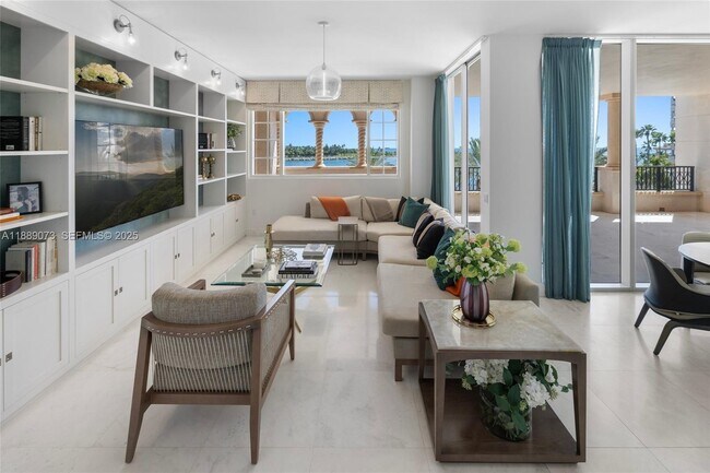 Building Photo - 7133 Fisher Island Dr