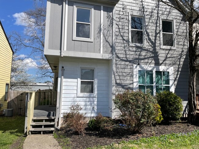 Building Photo - 1162 Ridgecrest Ln SE