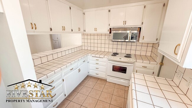 Building Photo - House for Rent on 2446 Hasti Acres Drive