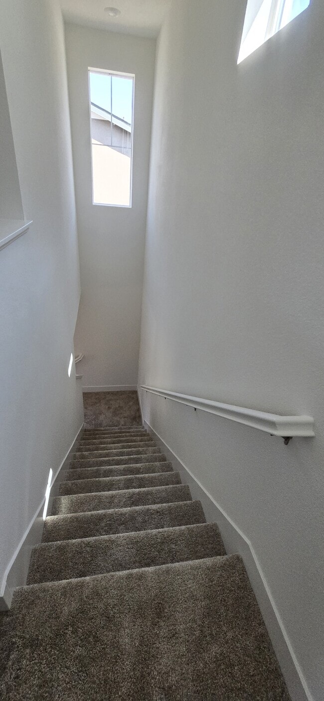 Building Photo - Brand New 2025 Solar-Powered 4 Bed, 3 Bath...
