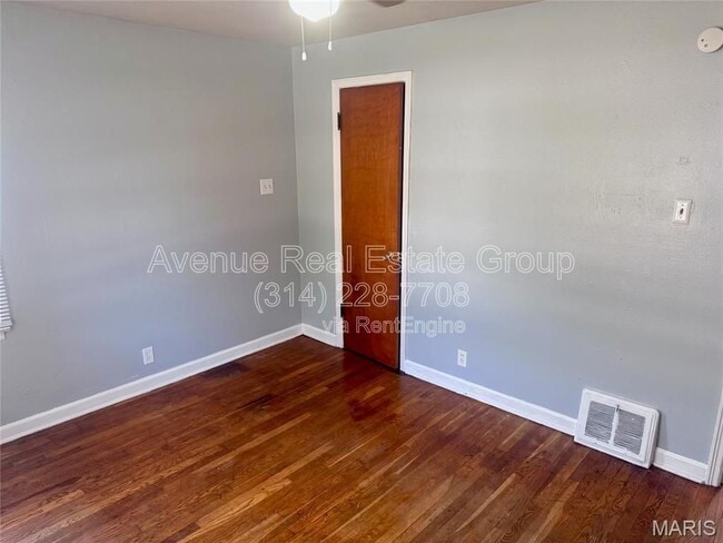 Building Photo - 1520 Attica Dr