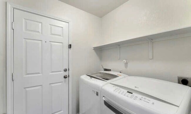 Building Photo - 1991 Shire Meadows