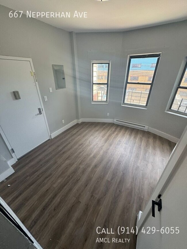 Building Photo - 667 Nepperhan Ave