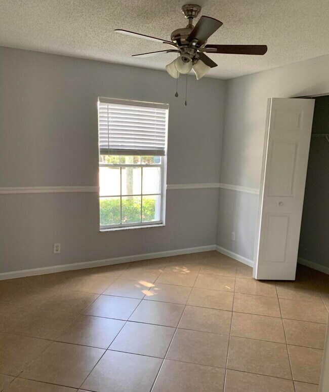 Building Photo - 1436 Waterway Cove Dr