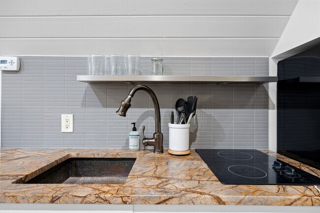 Building Photo - 1358 Briarcliff Rd NE