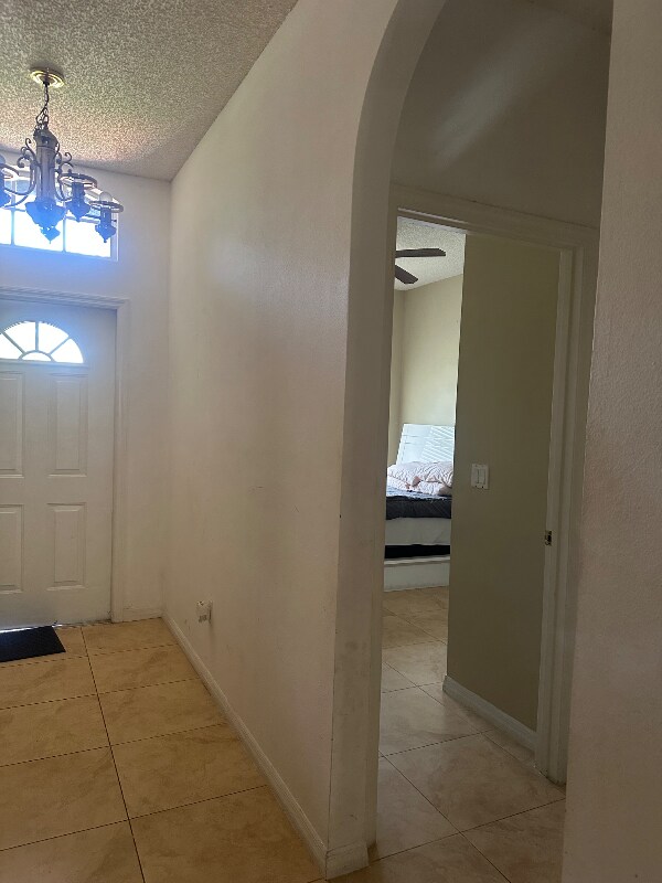 Building Photo - 4940 Bellthorn Dr