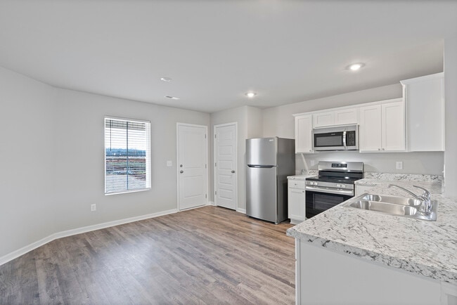 Building Photo - NEW CONSTRUCTION in SW Decatur!