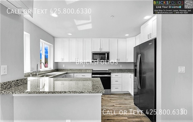 Building Photo - Embrace Comfort and Style in Your Monroe Home
