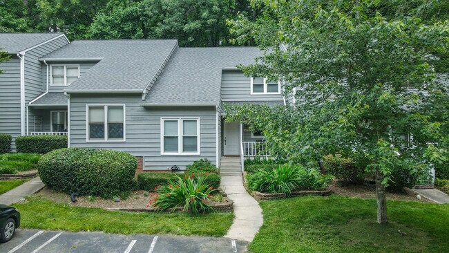 Building Photo - 107 Abbots Glen Ct